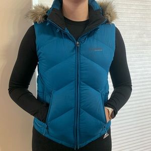 Columbia Sportswear Titanium Down Vest with hood teal small